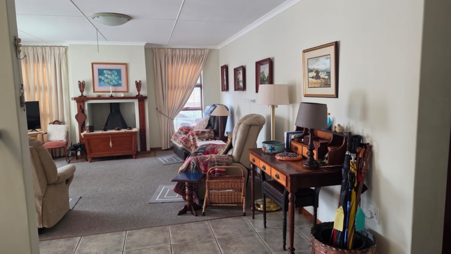 3 Bedroom Property for Sale in Stilbaai Wes Western Cape